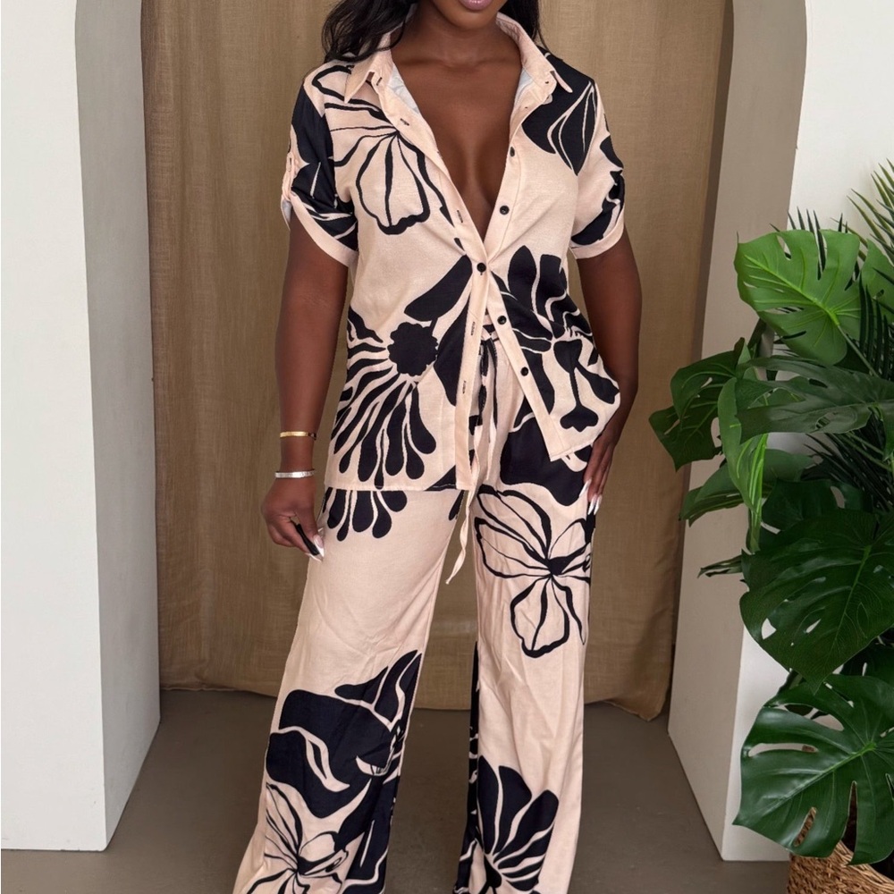 Noir Bloom Pants Set